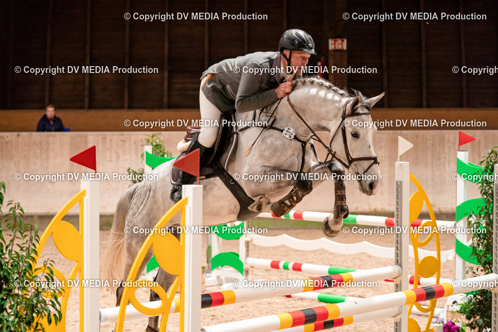 Springen Tag 1-247 | dv-media-shop - Realisiert mit Pictrs.com