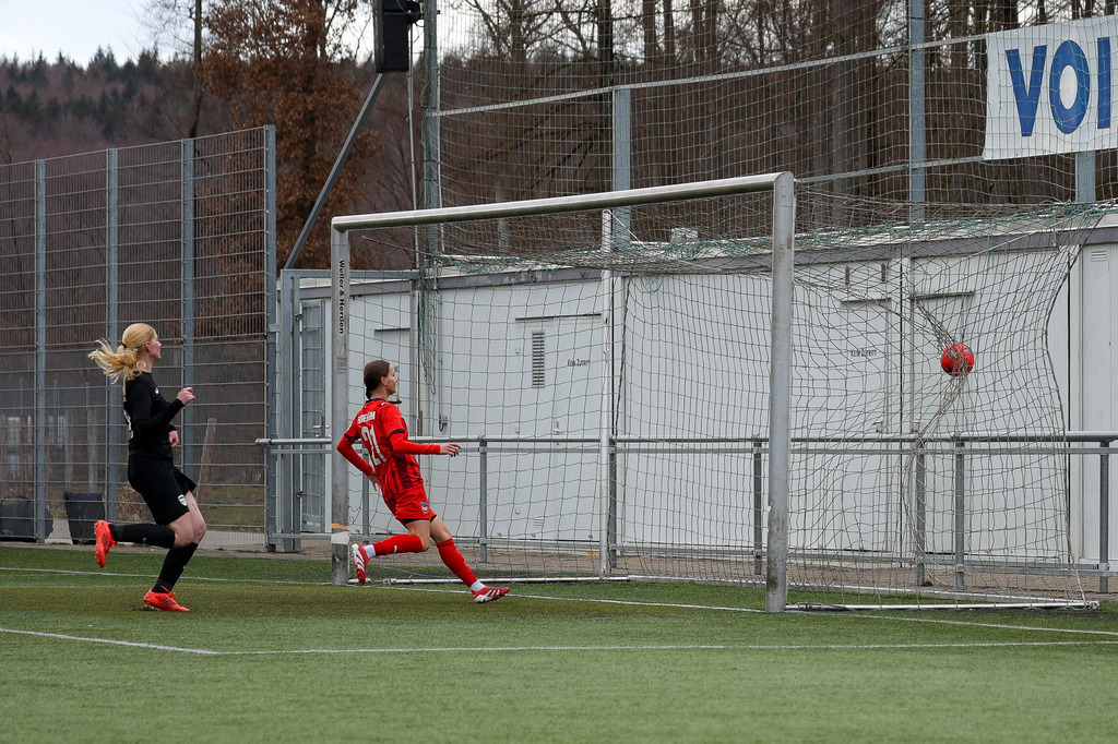 20260329-FCH-HS_020 | 1.FC Heidenheim 1846 II vs. SGM Hohenmemmingen/Sontheim, Fußball, Frauen, Bezirksliga, 2025/2026, 14. Spieltag, 29.03.2026 in Heidenheim, Kunstrasen b. Voith-Arena West(Foto: Michael Bulling) - Realisiert mit Pictrs.com