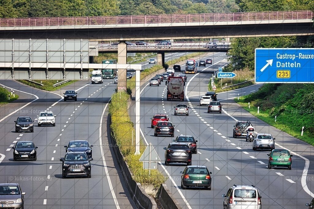 2021-09-13 A42 Autobahn 42 Abfahrt Auffahrt Castrop-Rauxel Bladenhorst Foto Lukas 00336 | Autobahn A42 Abfahrt Castrop-Rauxel - Realisiert mit Pictrs.com