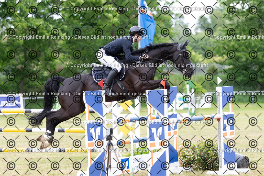 CL5A9590 | Emilia Reinking Fotografie - Realisiert mit Pictrs.com