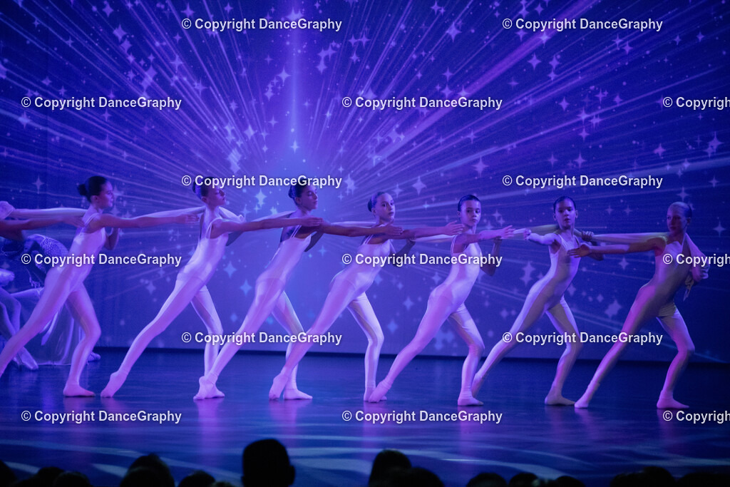 GPHY2290 | DanceGraphy - Realisiert mit Pictrs.com