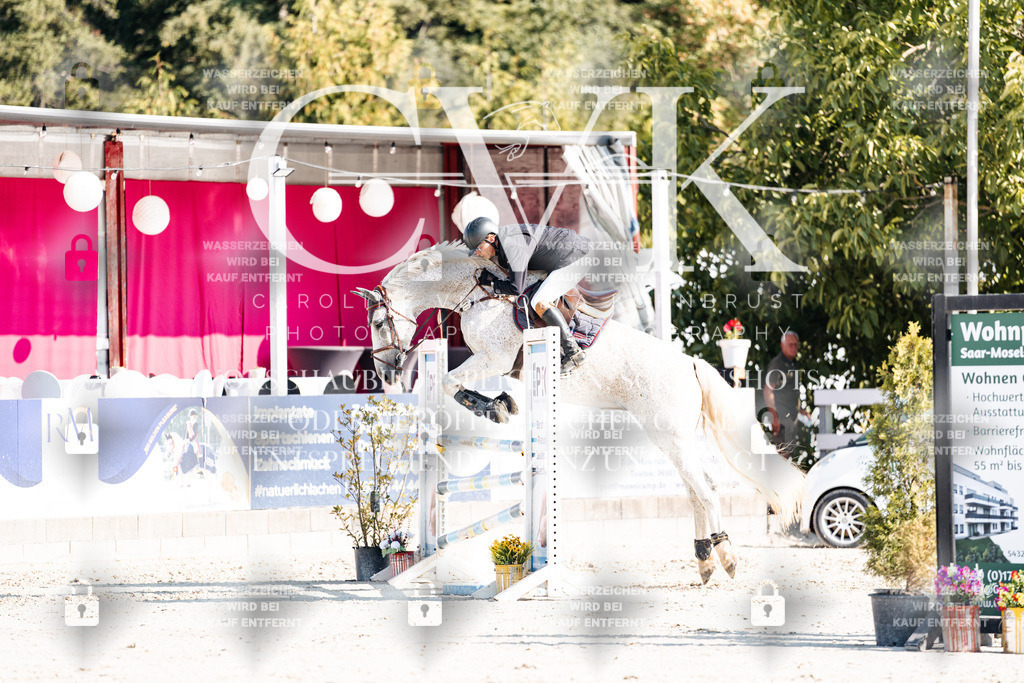 CK901961 | Turnierfotografie Pferdefotografie Trier Rheinland-Pfalz Pferdesport Reitsport Tierfotografie Sportfotografie Pferdevideo Pferdevideografie Equestrianvideography equestrianphotography  - Realisiert mit Pictrs.com