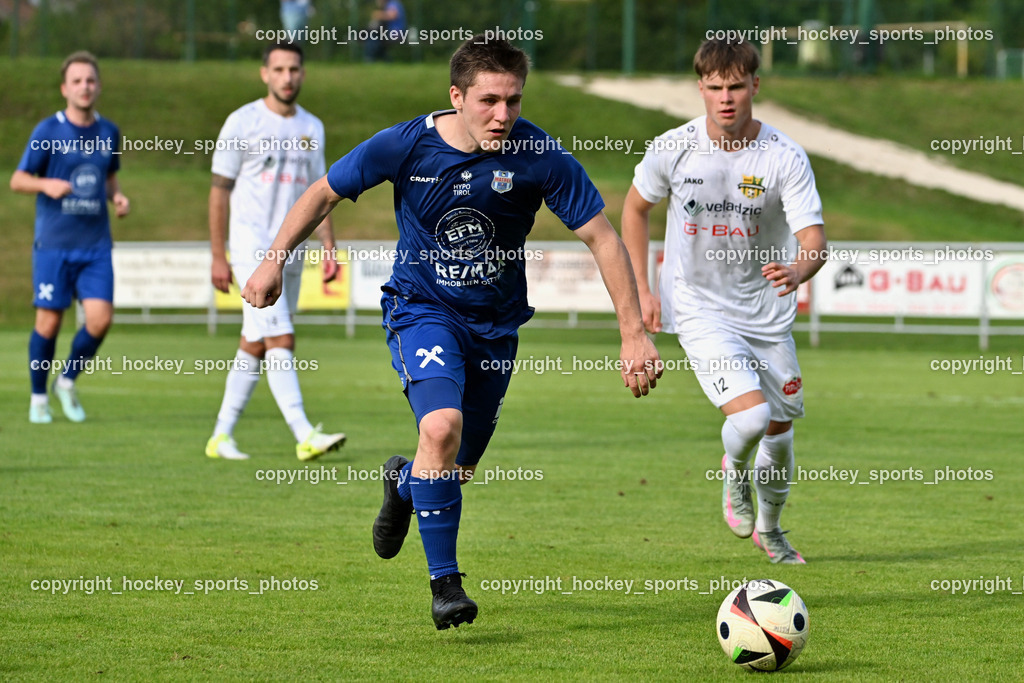 ASKÖ Köttmannsdorf vs. Union Matrei | #11 Philipp Wibmer UNION Matrei, #12 Marcel Daniel Arrich ASKÖ Köttmannsdorf, ASKÖ Köttmannsdorf vs. Union Matrei, ASKÖ Köttmannsdorf vs. Union Matrei am 13.09.2025 in Köttmannsdorf (Sportplatz Köttmannsdorf), Austria, (Photo by Bernd Stefan)
