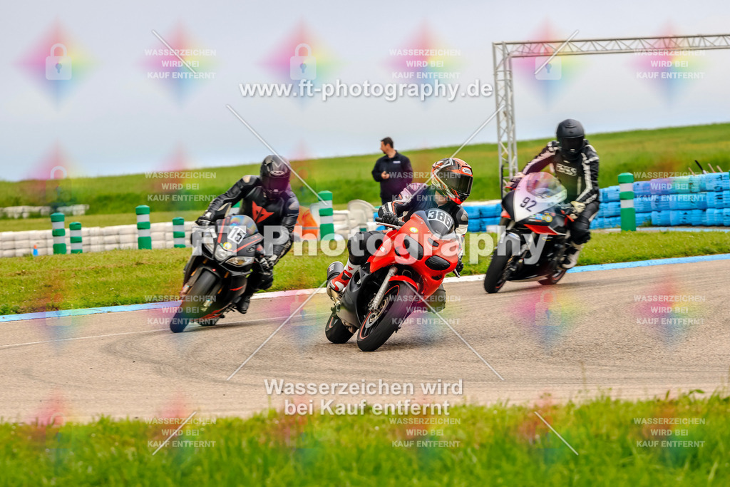 MotoTeam-8020 | Hier findet Ihr Bilder von Touristenfahrten auf der Nürburgring Nordschleife oder von anderen Veranstaltungen die ich besucht habe. Viel Spass beim Durch Schauen 