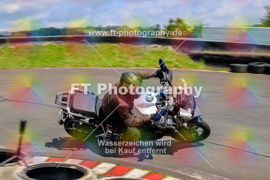_TCM3332 | Hier findet Ihr Bilder von Touristenfahrten auf der Nürburgring Nordschleife oder von anderen Veranstaltungen die ich besucht habe. Viel Spass beim Durch Schauen 