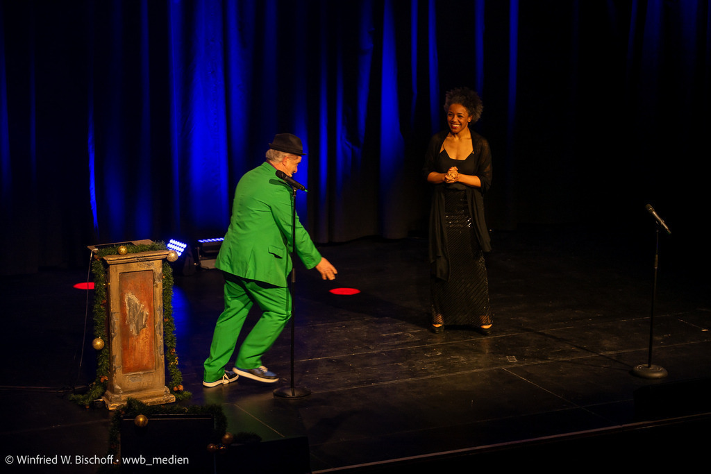 wwb-2412-0058 | <Fotografie> <Video> <Film> <Winfried Bischoff> - Realisiert mit Pictrs.com