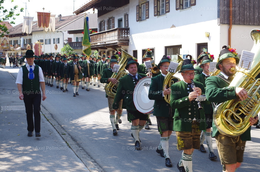 IMGP3736 | fotografiert von Axel PollmannLeonhardi Wallfahrt Benediktbeuern und Murnau, Fronleichnam, Fasching, Landschaft im Loisachtal und Benediktbeuern  - Realisiert mit Pictrs.com