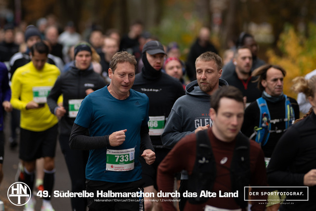 Süderelbe Halbmarathon 2025 I 09.11.2025 I Fotograf_DerSportfotograf.I 00340 | Der Sportfotograf. - Realisiert mit Pictrs.com