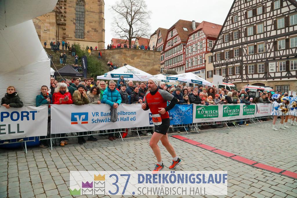 VR Bank Hauptlauf 10000m | 3 Koenigslauf 2023 - Realisiert mit Pictrs.com