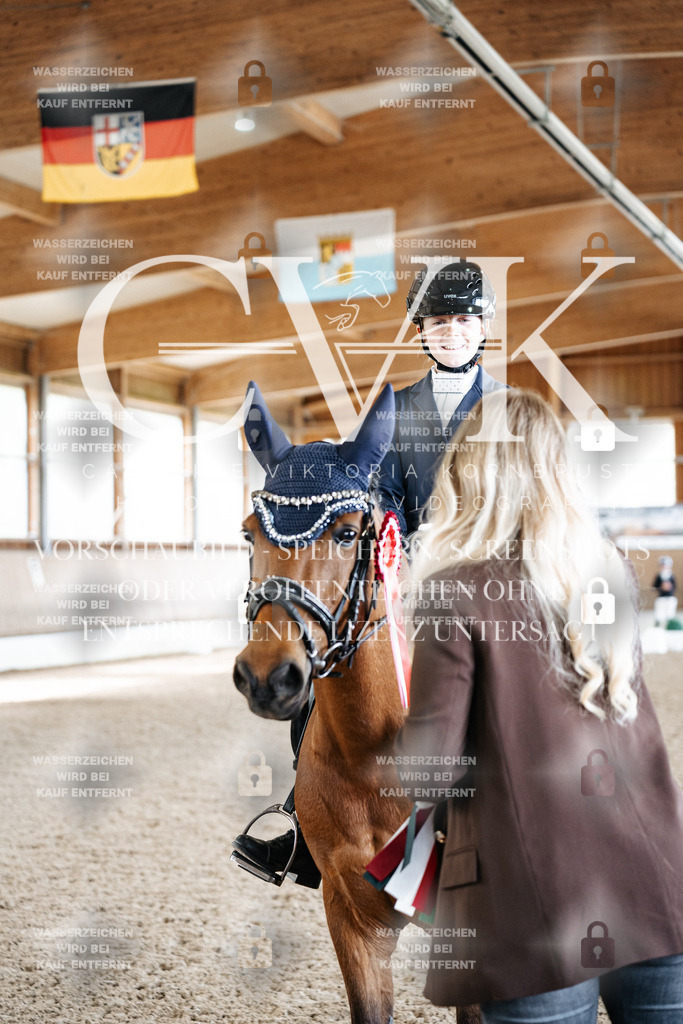 CK703337 | Turnierfotografie Pferdefotografie Trier Rheinland-Pfalz Pferdesport Reitsport Tierfotografie Sportfotografie Pferdevideo Pferdevideografie Equestrianvideography equestrianphotography  - Realisiert mit Pictrs.com