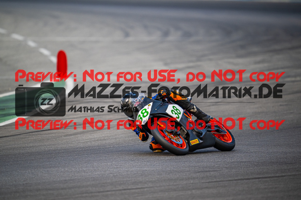 MaZZes_FotoMatrix_220924_3556 | IDM300