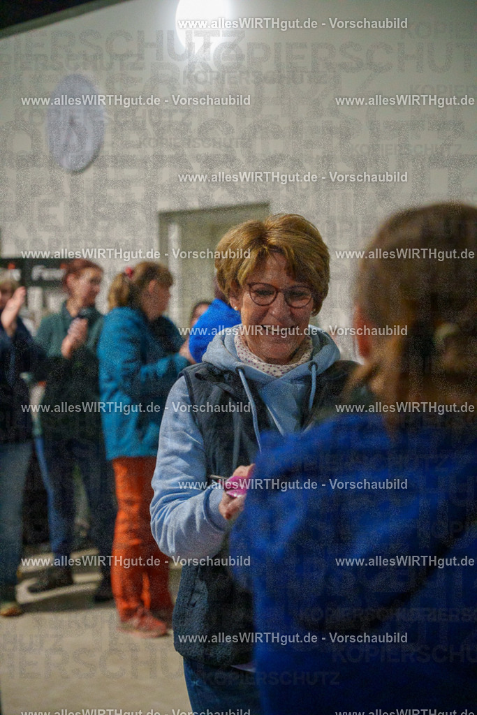 7R509282 | Professionelle Tierfotografie in Mönchengladbach von Daniel Wirth (allesWIRTHgut). Liebevolle & natürliche Bilder von Hunden & Katzen für unvergessliche Erinnerungen.