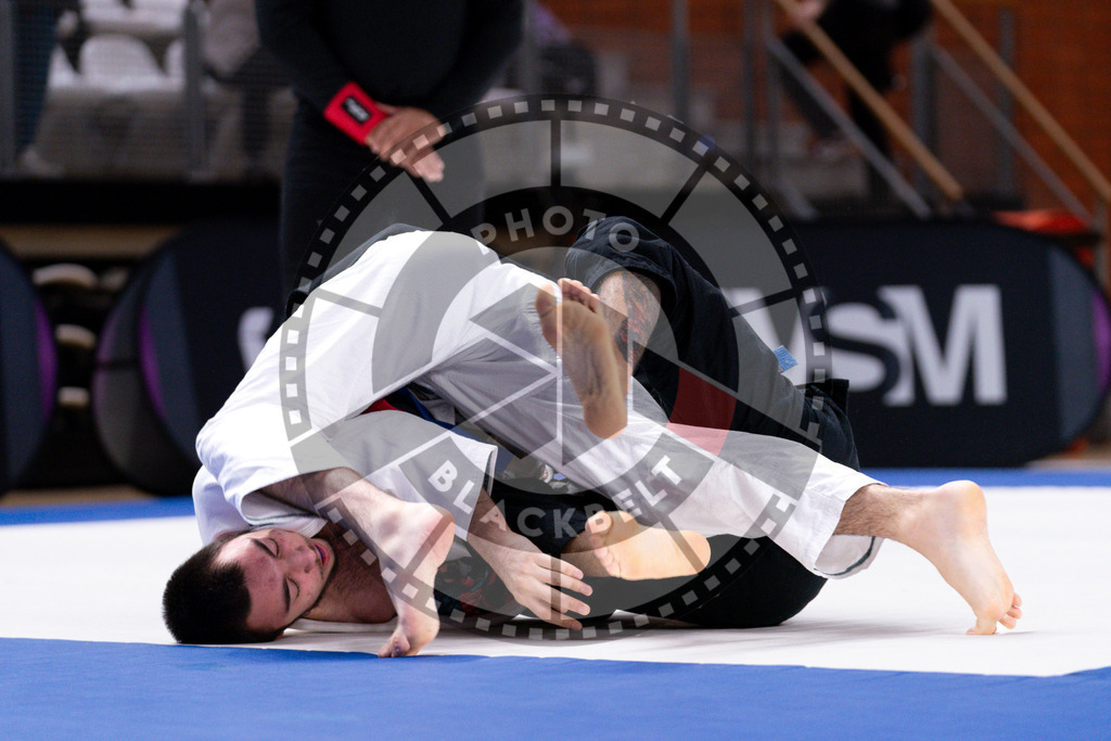 20241013PBB0683 | Athletes compete during the AJP Tour Europe Continental Jiu-Jitsu Amateurs & Masters Championship on October 13, 2024 in Almere near Amsterdam, Netherlands. © Chiara Dazi / photoblackbelt