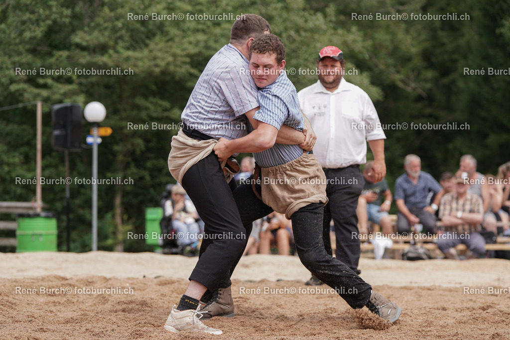 DSC00058-2 | René Burch leidenschaftlicher Fotograf aus Kerns in Obwalden.  Hier finden sie Sport, Landschaft und Natur Fotografie.
 - Realisiert mit Pictrs.com