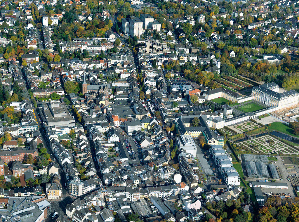 9400240 | Online-Shop für Luftbilder aus Deutschland. Seit über 45 Jahren baut Gerhard Launer das Luftbildarchiv mit unterschiedlichsten Themen stetig weiter aus.