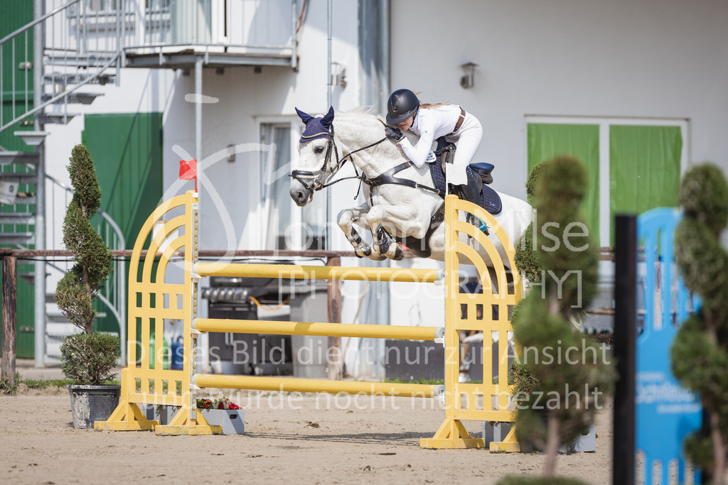 230624_PfSpTa_L-Spr-352 | Deine schönsten Turniermomente als professionelle Fotos! Entdecke hochwertige Pferdesport-Fotografie im Online-Shop. Jetzt Fotos finden & bestellen!