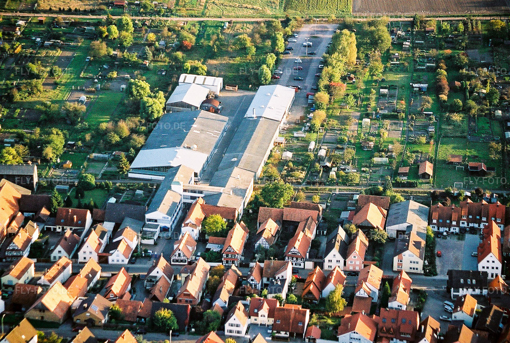 Luftbild: DBK, Rheinstr in Kandel im Bundesland Rheinland-Pfalz in Deutschland. Foto: NEG564410.jpg vom 18.10.2005 durch Werner Riehm/FLY-FOTO.de