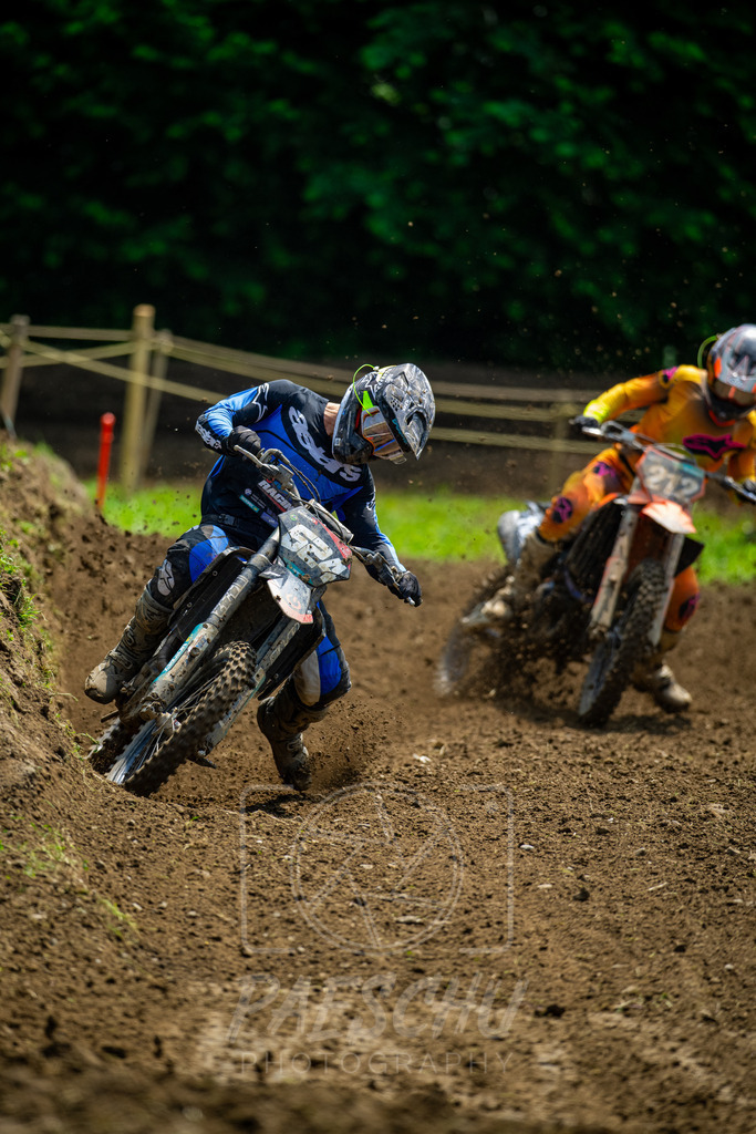 MX 2 (432) | Paeschuphoto Shop - Wer nicht sucht der auch nicht findet.Ob Motocrossbilder oder von einem besuchtem Spiel, Hauptsache Action. - Realisiert mit Pictrs.com