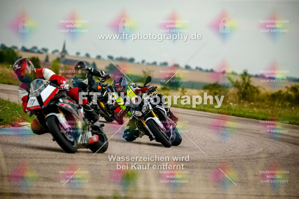 Chambley Juli-2343 | Hier findet Ihr Bilder von Touristenfahrten auf der Nürburgring Nordschleife oder von anderen Veranstaltungen die ich besucht habe. Viel Spass beim Durch Schauen 