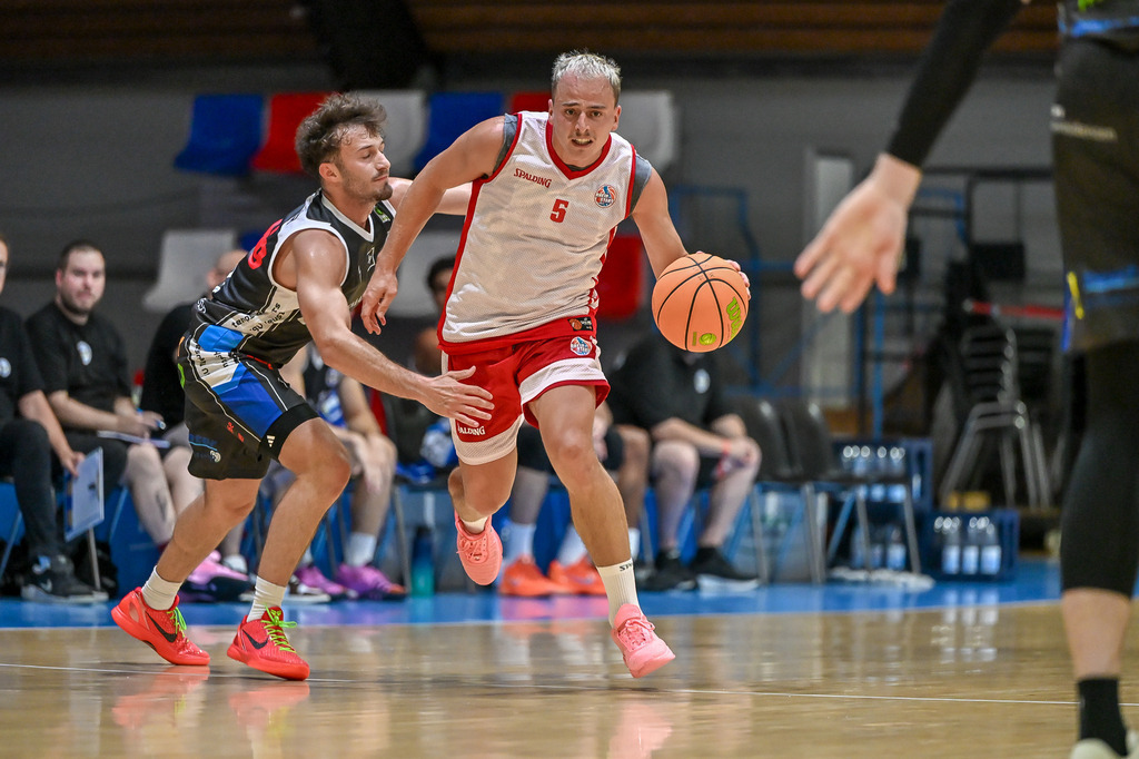 rsk_068 | Fotos von Basketballspielen aus dem Raum NRW fotografiert von Gero Mueller-Laschet und Daniel Schaefer - Realisiert mit Pictrs.com