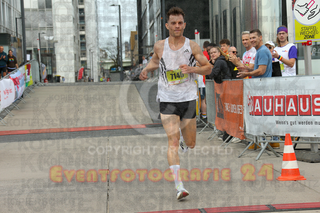250920_1316_EX1_3957 | Sportfotografie im Rhein-Sieg Kreis, Köln, Bonn, NRW, Rheinland Pfalz, Hessen, etc. Unser Tätigkeitsfeld umfasst den Laufsport vom Volkslauf über den Marathon, Duathlon, Triathon bis zum Ultralauf wie Kölnpfad Ultra oder Schindertrail.