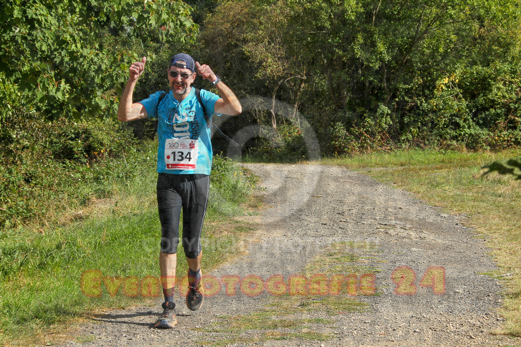 250830_1546_EV4_4548 | Sportfotografie im Rhein-Sieg Kreis, Köln, Bonn, NRW, Rheinland Pfalz, Hessen, etc. Unser Tätigkeitsfeld umfasst den Laufsport vom Volkslauf über den Marathon, Duathlon, Triathon bis zum Ultralauf wie Kölnpfad Ultra oder Schindertrail.