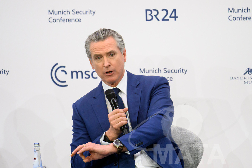 _DWA6258 | MATA IndoCon - Realisiert mit Pictrs.com