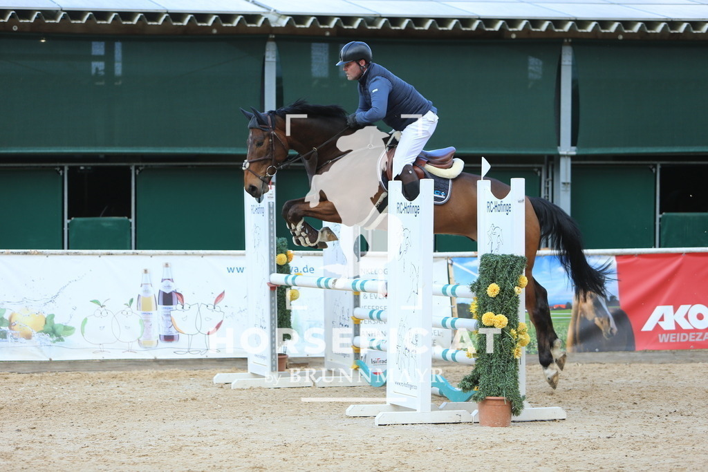 DL2Q9673 | Willkommen bei Brunnmayr - Design & Fotografie – Ihrem Spezialisten für Reitturniere und Pferdeveranstaltungen in Oberösterreich, Salzburg und Bayern! Seit über 17 Jahren sind wir leidenschaftlich dabei.