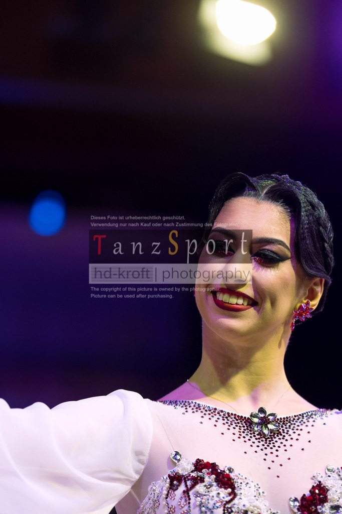 20241215_WDSF_Int_Open_Std-Riga-8891 | Tanzsportbilder, Standardtanz, Lateintanz, WDSF, DTV, LTVB, dancecomp, goc, hessen tanzt, blaues band der spree, walzer, tango, wiener walzer, slowfox, quickstepp, samba, rumba, cha-cha-cha, paso doble. jive, hd-kroft photography, turniertanzsport