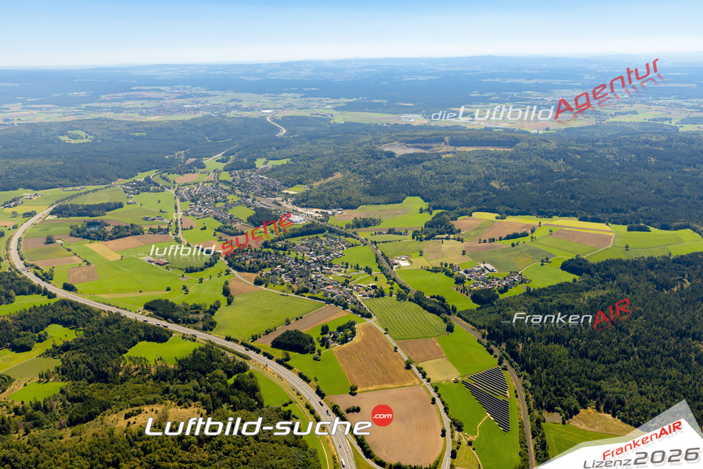 Das Luftbild zeigt : Groschlattengrün Pechbrunn - Die Luftaufnahme wurde 2023 vom UL-Flugzeug aus erstellt ( keine Drohne ) - Hochauflösende Luftaufnahme - Für grossformatige Ausdrucke geeignet. Die Geschenkidee !Mit Lizenz und Bildrechte bestellbar