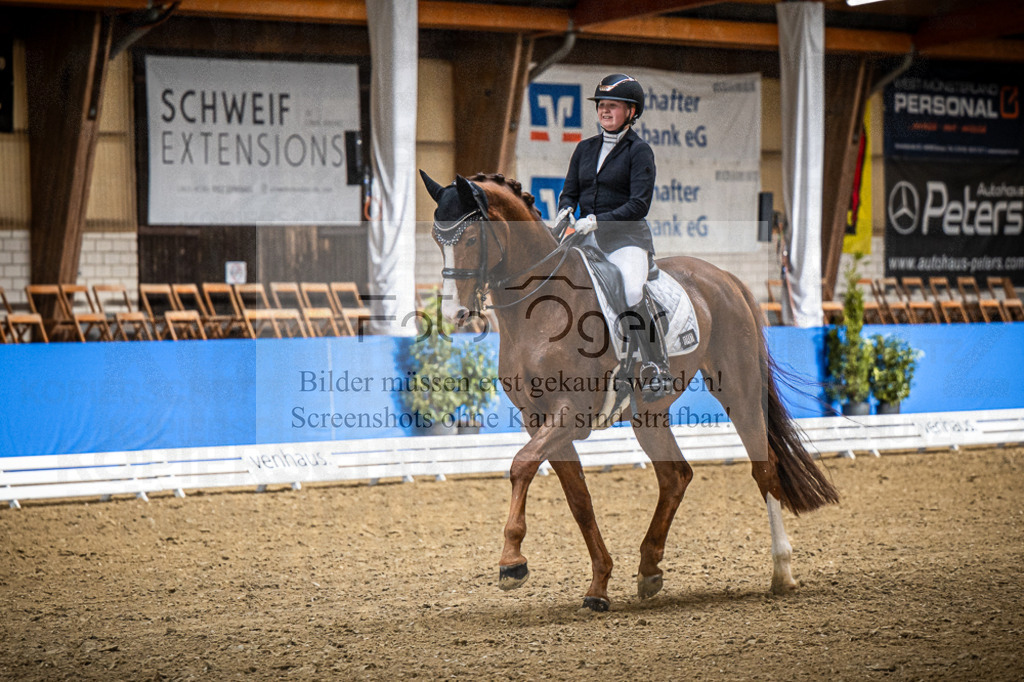 DOS_1118 | Entdecke hochwertige Reitturnierfotos von Foto Oger. Professionell, emotional und authentisch – jetzt Lieblingsmomente im Shop bestellen.Deutschlandweite Turnierfotografie. - Realisiert mit Pictrs.com