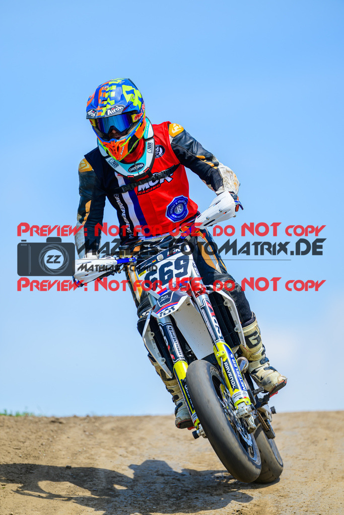 MaZZes_FotoMatrix_240622_6007705_8109 | S3