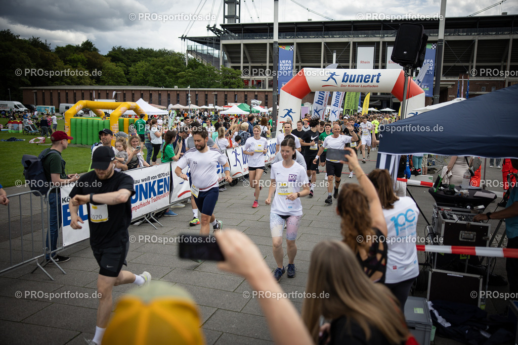 Stadionlauf Köln, 26.05.2024 | Impressionen von Stadionlauf Köln am 26.05.2024 rund um das RheinEnergie-Stadion in Koeln-Müngersdorf.