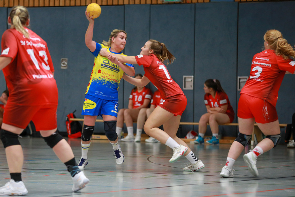 SVN_SvSchermbeck_051024_069 | Bildergalerie von Sport-Ereignissen aber auch von weiteren spannenden Dingen - nicht nur vom Niederrhein. In Anlehnung an den bekannten Spruch von Hanns Dieter Hüsch heißt das Motto: "Niederrhein ist überall".  - Realisiert mit Pictrs.com