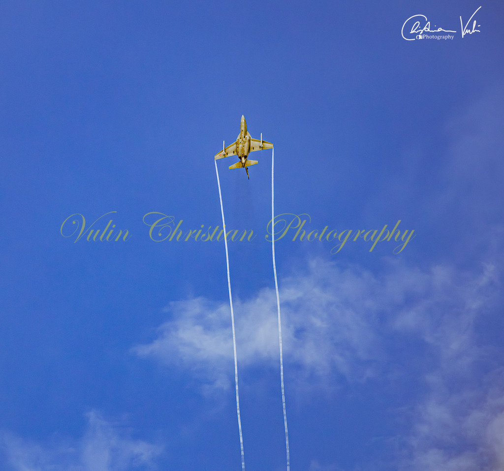 AP 54 | Christian Vulin  - Realisiert mit Pictrs.com