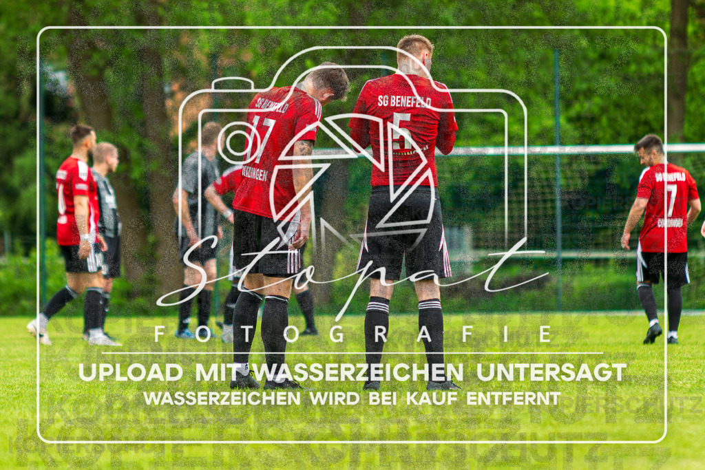 Kreisliga Herren HK - FG Fulde-Stellichte vs. SG Benefeld-Cordingen | Niklas Blaase (SG Benefeld-Cordingen #17), Soenke Bernicke (SG Benefeld-Cordingen #5); Kreisliga Herren HK - FG Fulde-Stellichte vs. SG Benefeld-Cordingen am 17.05.2026 in Lehrdestadion, Stellichte - Realisiert mit Pictrs.com