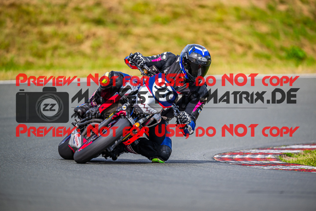 MaZZes_Fotomatrix_20230723_6007705_4647 | TWIN CUP