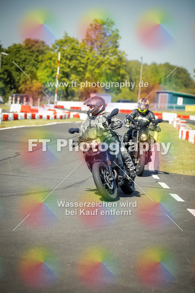OBK_Mai_Volker_Adam-10359 | Hier findet Ihr Bilder von Touristenfahrten auf der Nürburgring Nordschleife oder von anderen Veranstaltungen die ich besucht habe. Viel Spass beim Durch Schauen 