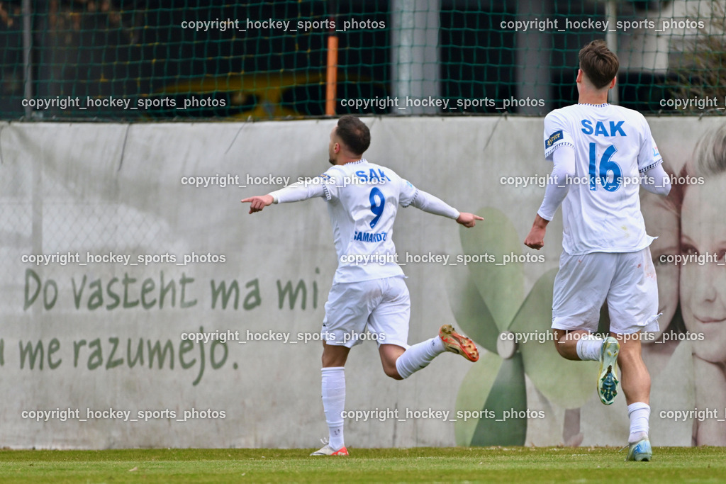 SAK vs. VST Völkermarkt | Jubel SAK Mannschaft, #11 Luka Jerin SAK, #9 Sinan Samardzic SAK, SAK vs. VST Völkermarkt, SAK vs. VST Völkermarkt am 21.03.2026 in Klagenfurt (Sportpark Welzenegg), Austria, (Photo by Bernd Stefan)