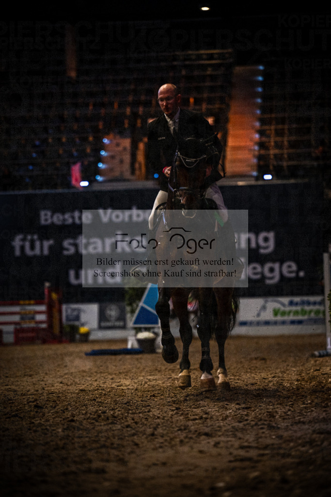 DOS_0211 | Entdecke hochwertige Reitturnierfotos von Foto Oger. Professionell, emotional und authentisch – jetzt Lieblingsmomente im Shop bestellen.Deutschlandweite Turnierfotografie. - Realisiert mit Pictrs.com