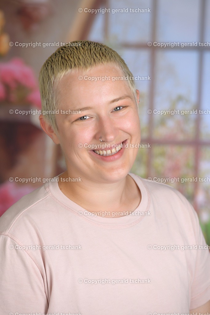 DSC_5395kor | Wählen Sie hier bitte Ihr bestes Foto aus, mit diesem Bild wird Ihr Set produziert. Sollten Sie kein Bild wählen oder mehrere suchen wir das Beste aus!