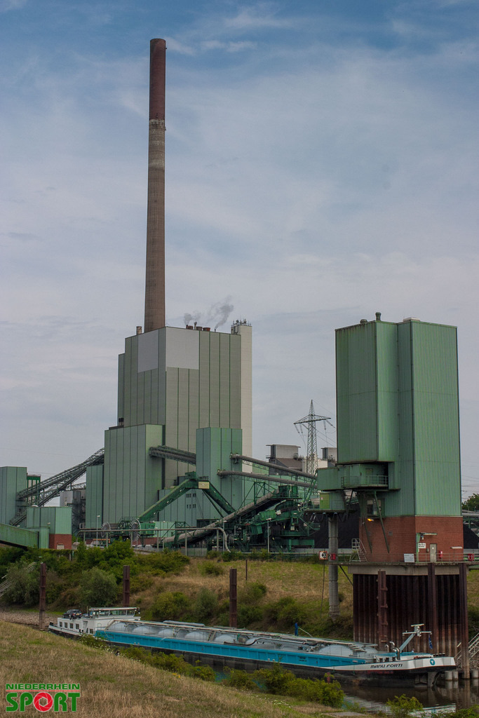 KraftwerkWalsum_P1_290722_01 | Bildergalerie von Sport-Ereignissen aber auch von weiteren spannenden Dingen - nicht nur vom Niederrhein. In Anlehnung an den bekannten Spruch von Hanns Dieter Hüsch heißt das Motto: "Niederrhein ist überall".  - Realisiert mit Pictrs.com