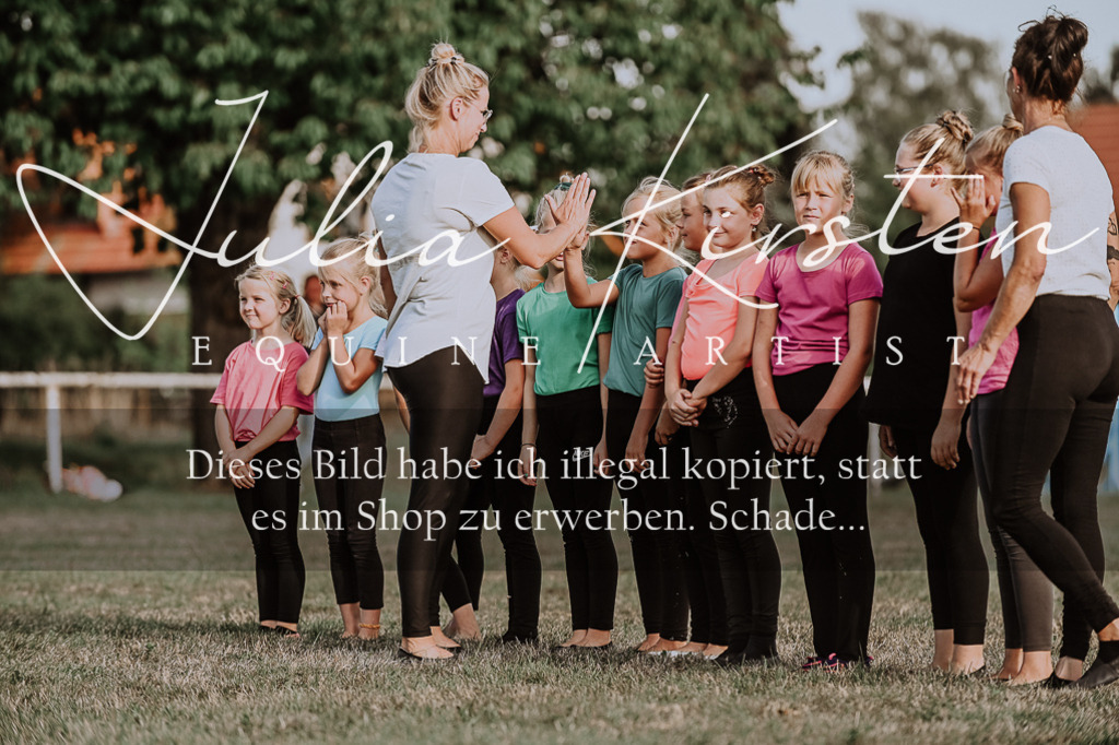 DSC_0062 | Pferde- und Turnierfotografie in Westsachsen. Pferdeportraits, Auftragszeichnungen und intuitive Kunst.