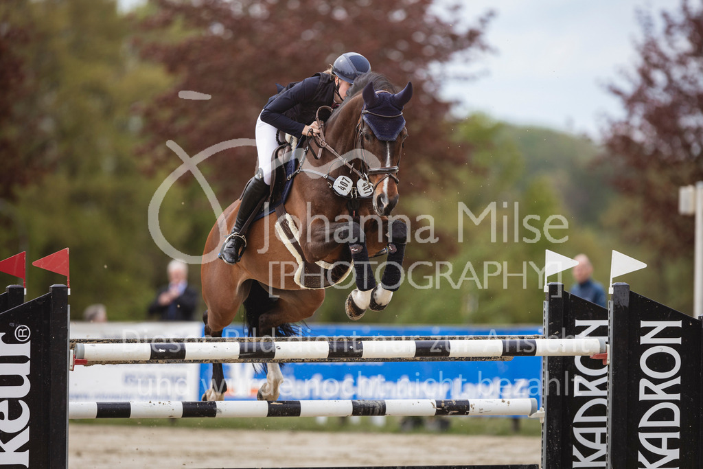 240428_Spenge_S-Spr-122 | Deine schönsten Turniermomente als professionelle Fotos! Entdecke hochwertige Pferdesport-Fotografie im Online-Shop. Jetzt Fotos finden & bestellen!