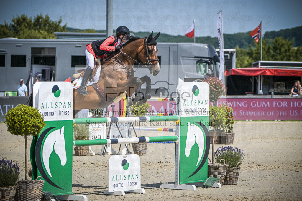 DOS_1995 | Entdecke hochwertige Reitturnierfotos von Foto Oger. Professionell, emotional und authentisch – jetzt Lieblingsmomente im Shop bestellen. - Realisiert mit Pictrs.com