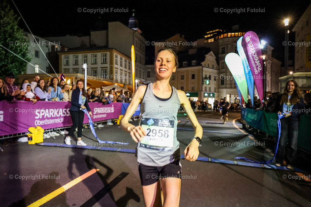 A-BINDER_20240926_0147 | Linz  AUSTRIA,26.Sept..2024 -Night Run Linz, Image shows Photo: Sportmediapics.com/ Manfred Binder