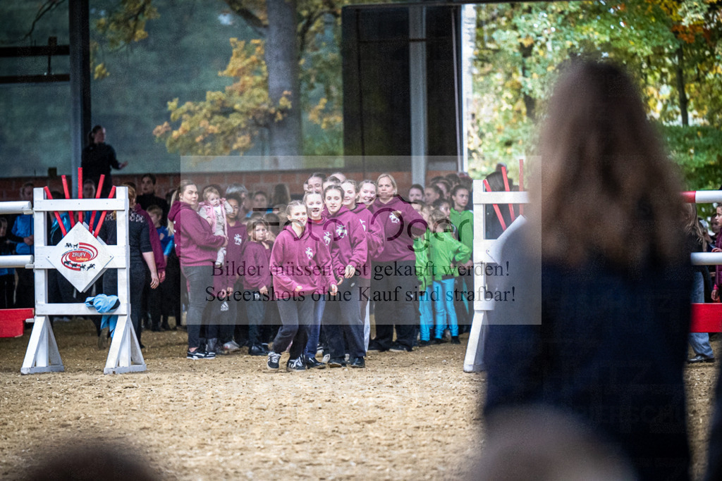 DOS_0003 | Entdecke hochwertige Reitturnierfotos von Foto Oger. Professionell, emotional und authentisch – jetzt Lieblingsmomente im Shop bestellen.Deutschlandweite Turnierfotografie. - Realisiert mit Pictrs.com