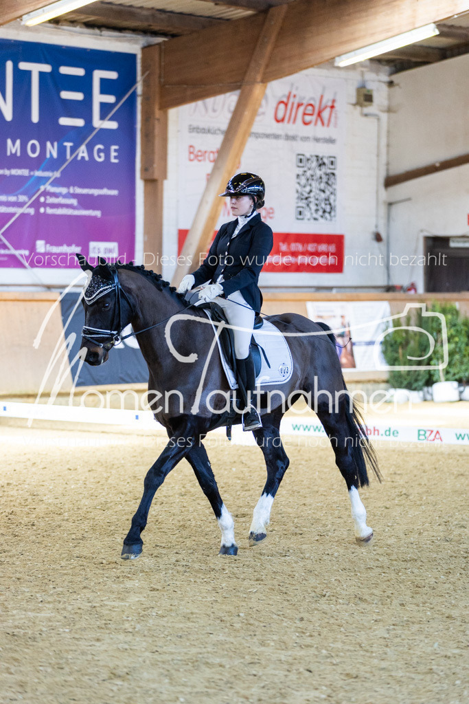 Sth-LPO25-DrR-L-147 | MomenTaufnahmen Pferdesportfotos