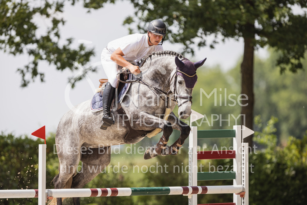 230616_Lemwerder_Springpf-L2-673 | Deine schönsten Turniermomente als professionelle Fotos! Entdecke hochwertige Pferdesport-Fotografie im Online-Shop. Jetzt Fotos finden & bestellen!