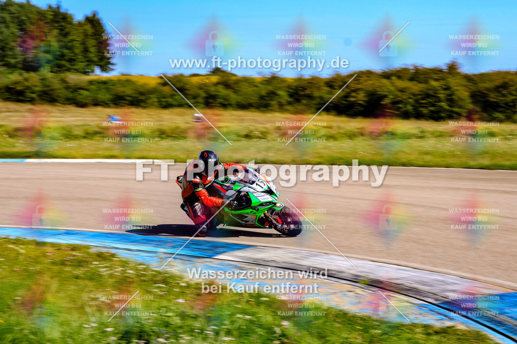015-2451 | Hier findet Ihr Bilder von Touristenfahrten auf der Nürburgring Nordschleife oder von anderen Veranstaltungen die ich besucht habe. Viel Spass beim Durch Schauen 